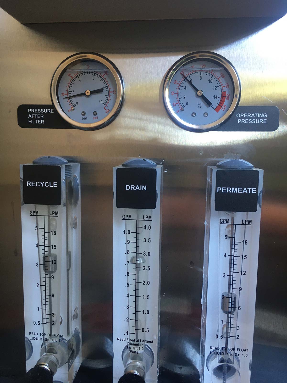 winery equipment pressure gauges